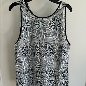 Intermix black and white embroidered top women’s size small